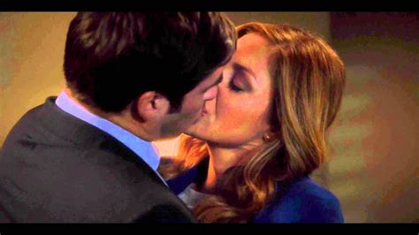 Frankie Kisses Maura - YouTube