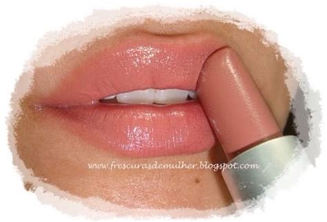 MAC 'Hug Me' lipstick | Mac makeup looks, Mac makeup, Beauty skin