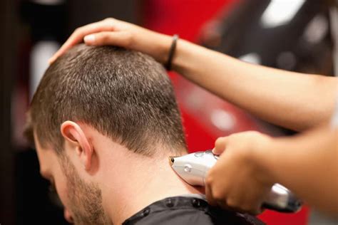 A Beginners Guide to Using Hair Clippers – Cut Hair Like A Pro! – Swanky Man