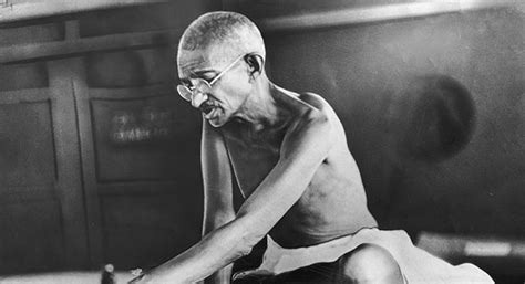 Mohandas Gandhi: Non-Violent Resistance and Civil Disobedience