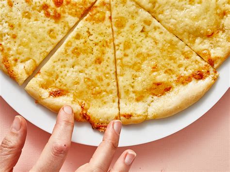 The 12 Best Cheeses to Put on Pizza