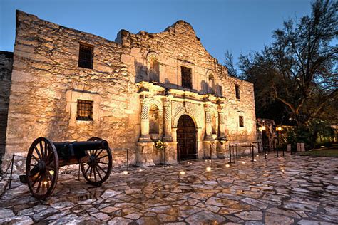 1,000+ San Antonio Alamo Stock Photos, Pictures & Royalty-Free Images ...