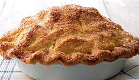 Martha Stewart's Mile-High Apple Pie Recipe - Parade