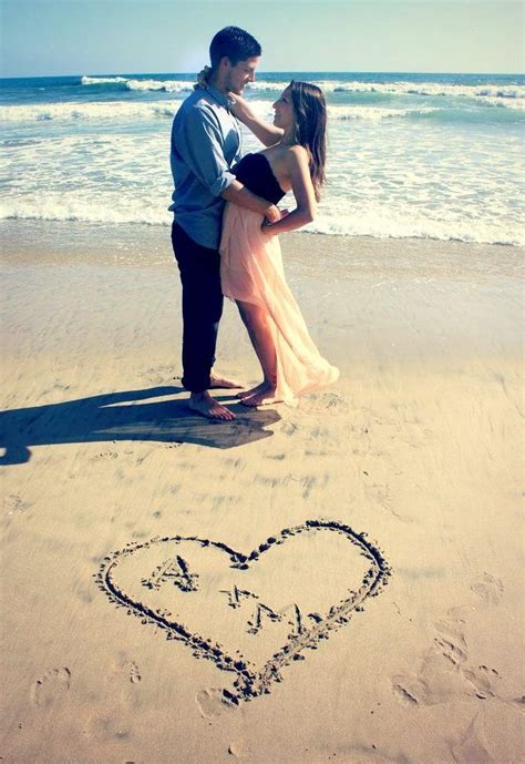 Pin by Ashley White on Couples photo shoot ideas | Couple photos, Couple beach, Couples photoshoot