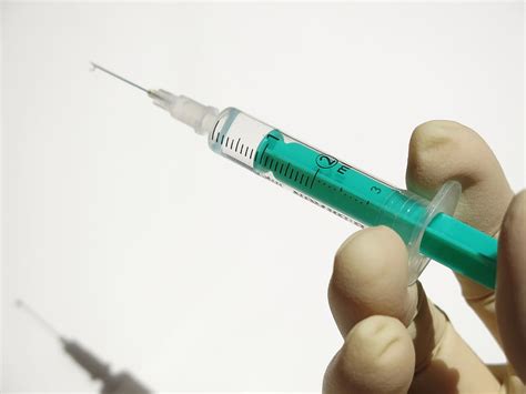 injection, 1 ml, liquid, syringe, medical, finger, disposable syringe, needle, CC0, public ...