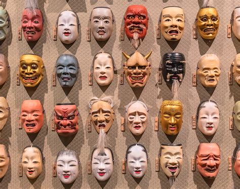 Noh Theatre: Meanings of Dreadful and Eerie Masks – Japanese Patterns of Design