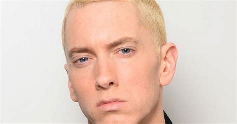 Eminem turns into bearded hipster as Slim Shady ditches hard-core look - Daily Record