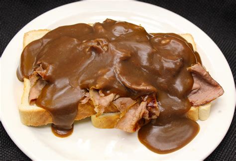 Hot Turkey or Roast Beef/Gravy & Rolls – Mrs Marty's Deli