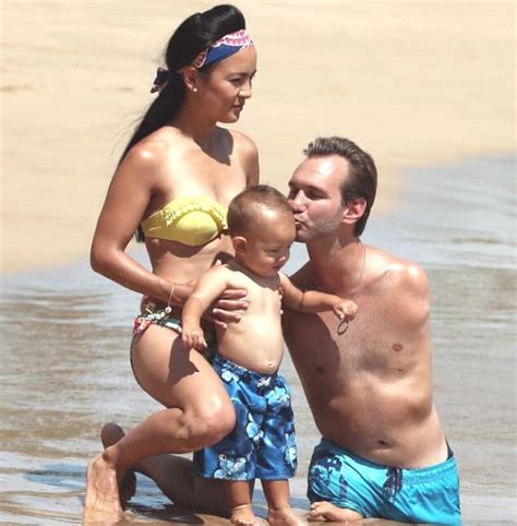 Nick Vujicic Biography, Wiki, Age, Family, Wife, Net Worth