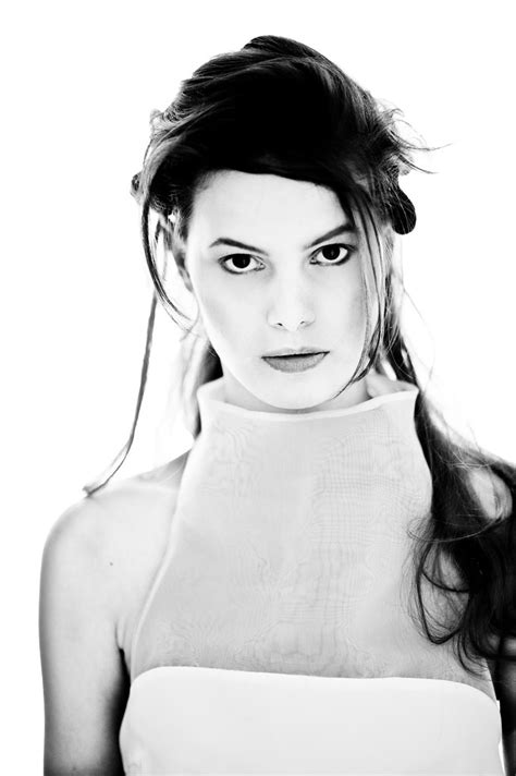 Emma 05 | Model: Emma Styling: Silvia Giribaldi Make Up & Ha… | Flickr