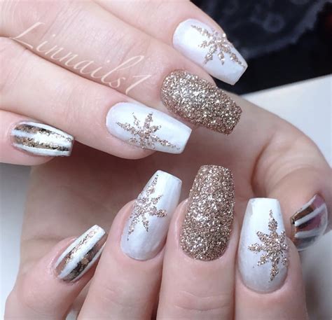 Christmas Nails White And Gold Glitter