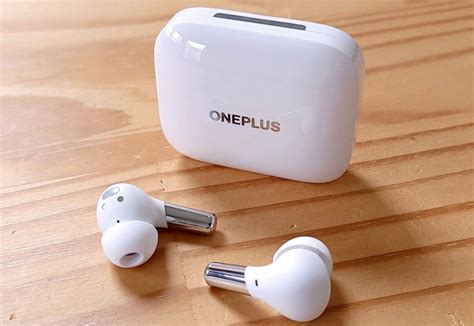 OnePlus Buds Pro Review: Terrific Features, Tunable Sound | HotHardware