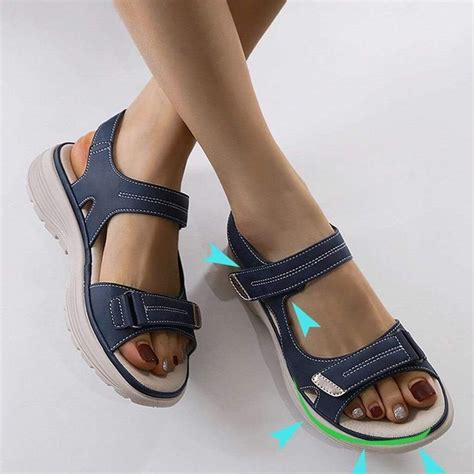 Pin en Women's Sandals