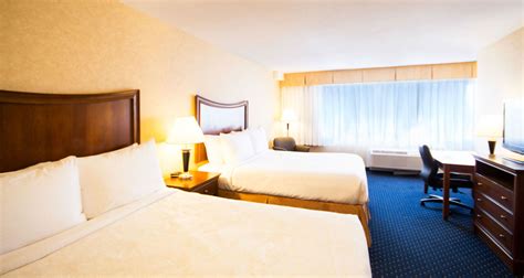 Rooms — Best Western Plus Suites Calgary — Downtown Calgary