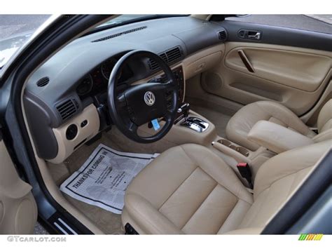 2005 Volkswagen Passat GLX Sedan interior Photo #55270420 | GTCarLot.com