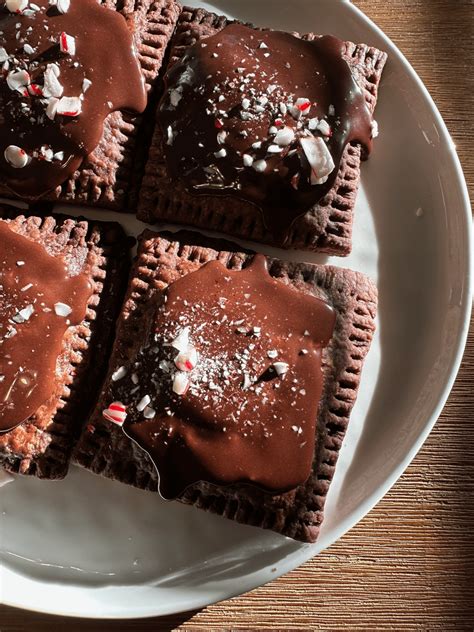 Vegan Double Chocolate Peppermint Pop Tarts – healthienut – Easy to follow plant-forward recipes