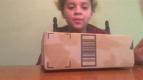 Unboxing my Amazon box - YouTube
