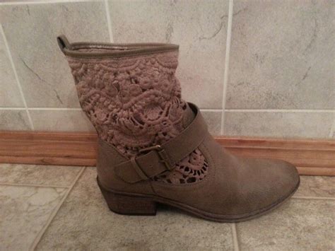 Famous footwear boots with lace | Famous footwear boots, Shoe boots, Boots