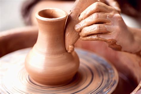 Guide to Wheel Throwing | Pottery for Beginners | Classpop!