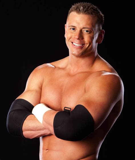 All About Wrestling Stars: Alex Riley WWE Profile and Pictures/Images