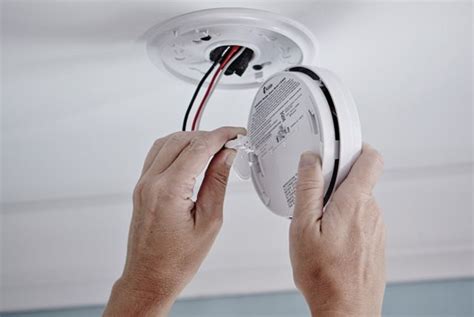 How to Install a Smoke Detector in 6 Easy Steps - 2024 Guide - Atlanta Celebrity News