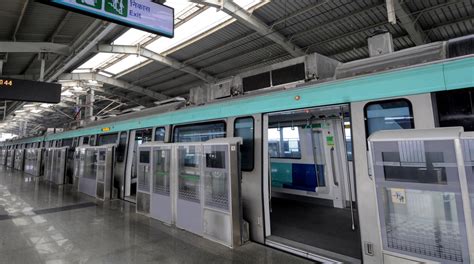 Metro's Aqua line linking Noida and Greater Noida opens for public - The Statesman