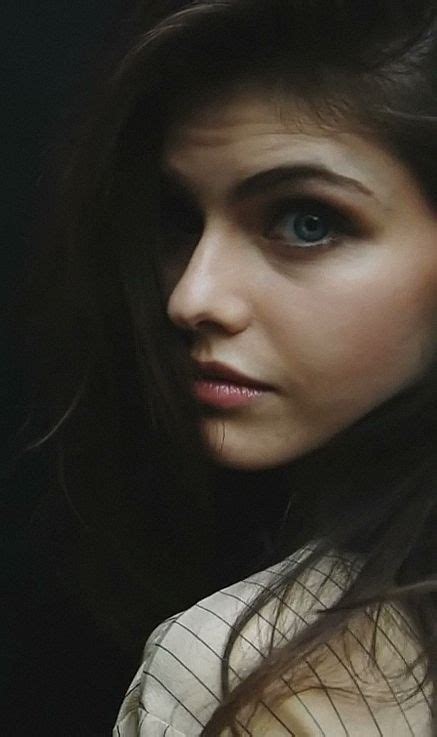 Alexandra Daddario | Alexandra daddario, Alexandra daddario images ...