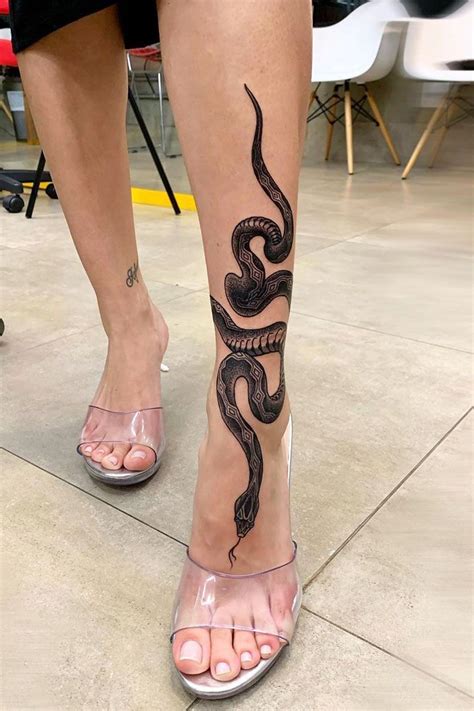 Thigh Tattoos Women, Foot Tattoos, Body Art Tattoos, Tribal Tattoos ...