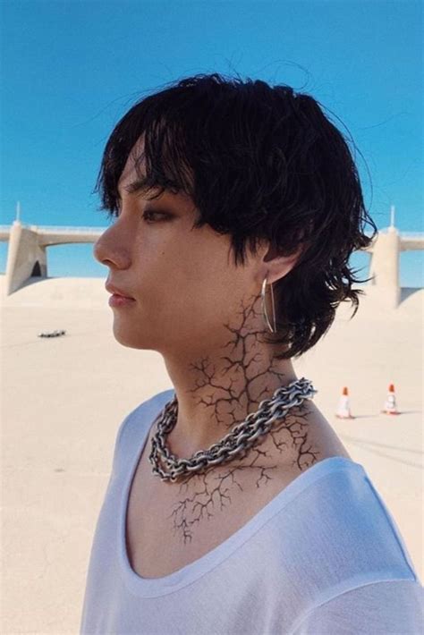 teahyung | Neck tattoo, V tattoo, Bts tattoos