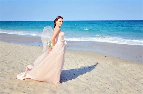 Beautiful Beach Wedding Dress | Florida Beach Weddings