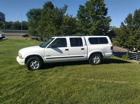 Used 2003 Chevrolet S10 Pickup LS Crew Cab 4WD for Sale in Mandan ND ...