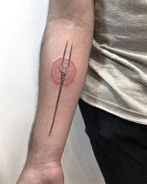 Evangelion Longinus Spear Tattoo - #minimalism #evangelion:3.0 Spear Of ...