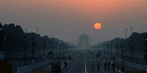 Sunrise in Delhi : Wake Up Early Morning And Watch