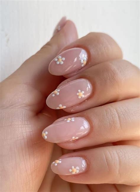 Beauty Acrylic Short Nails With Flowers Designs Ideas In Summer ...