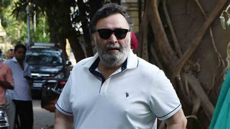 When Rishi Kapoor felt uncomfortable on set of 'Mulk' | People News ...