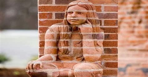 Man Creates Incredible People Sculptures Out Of Bricks | Brick art, Sculptures, Brick