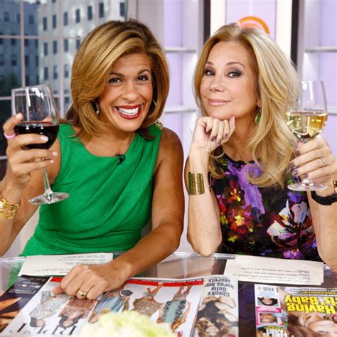 New Mom Hoda Kotb Trades in Her Morning Wine Glass for a Coffee Mug - E! Online - AU