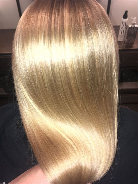 Shiny blonde hair | Nourishing hair, Hair, Hair oil