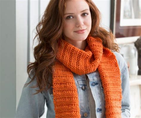 Pin on Knitted Scarf Patterns + Cowls