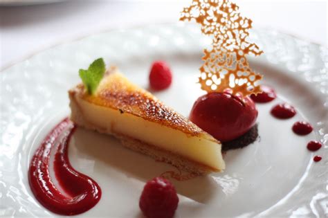 Fine Dining Desserts Pictures : (emplatado food plating) (With images ...