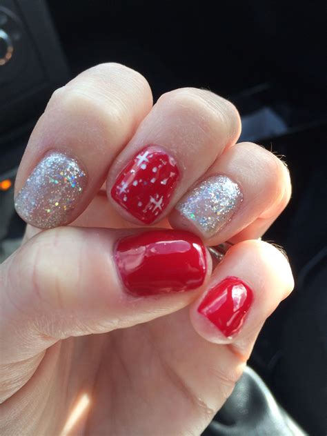 Christmas Nails White With Red Design