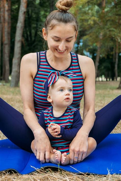 Mom and Baby Yoga Outdoor Classes. Wellness, Family Yoga Class ...