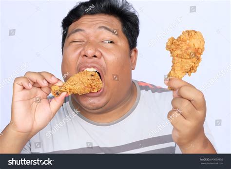 Asian Man Eat Fried Chicken Stock Photo 640659856 | Shutterstock