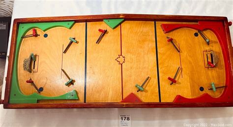 Vintage Munro table Hockey Game | #4590964478
