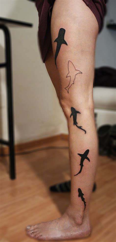 Share more than 76 simple hammerhead shark tattoo super hot - in.eteachers