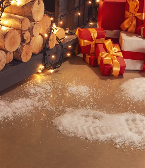 How to Make Santa Footprints, Because Your Kids Need Christmas Magic