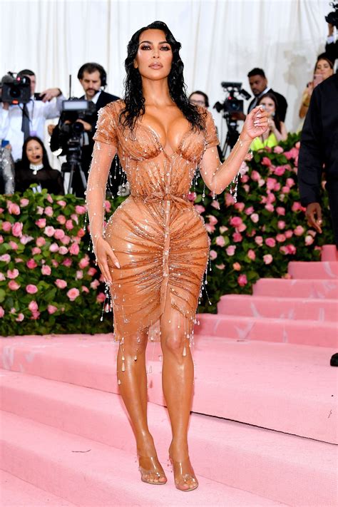 MET Gala: Kim Kardashian y todos los vestidos que ha usado | Vogue México y Latinoamérica