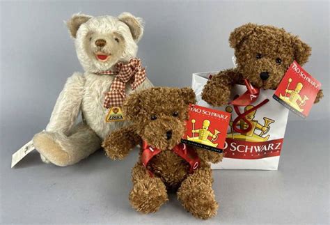 Eduard Cramer & Fao Schwarz Teddy Bears