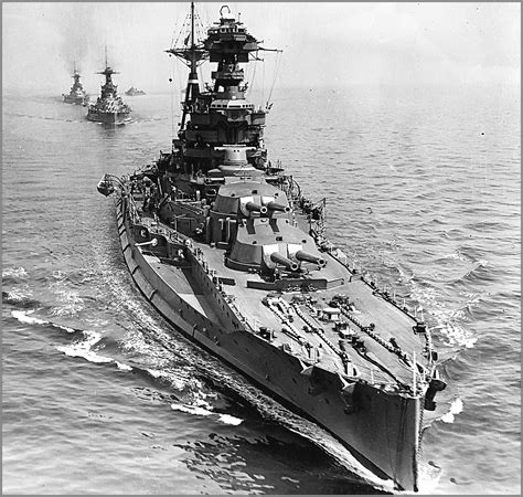 Vintage photographs of battleships, battlecruisers and cruisers.: Queen ...