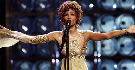 «Whitney Houston Live: Her Greatest Performances» - Album live à venir en novembre | HuffPost Québec